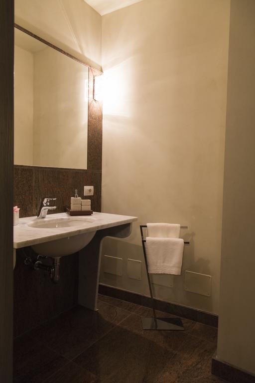 B&B Dimora Delle Donnole Bergamo Alta Room photo