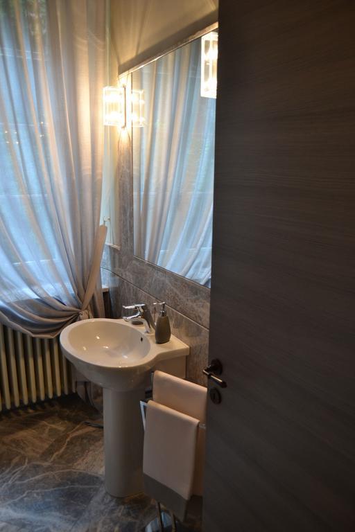 B&B Dimora Delle Donnole Bergamo Alta Room photo
