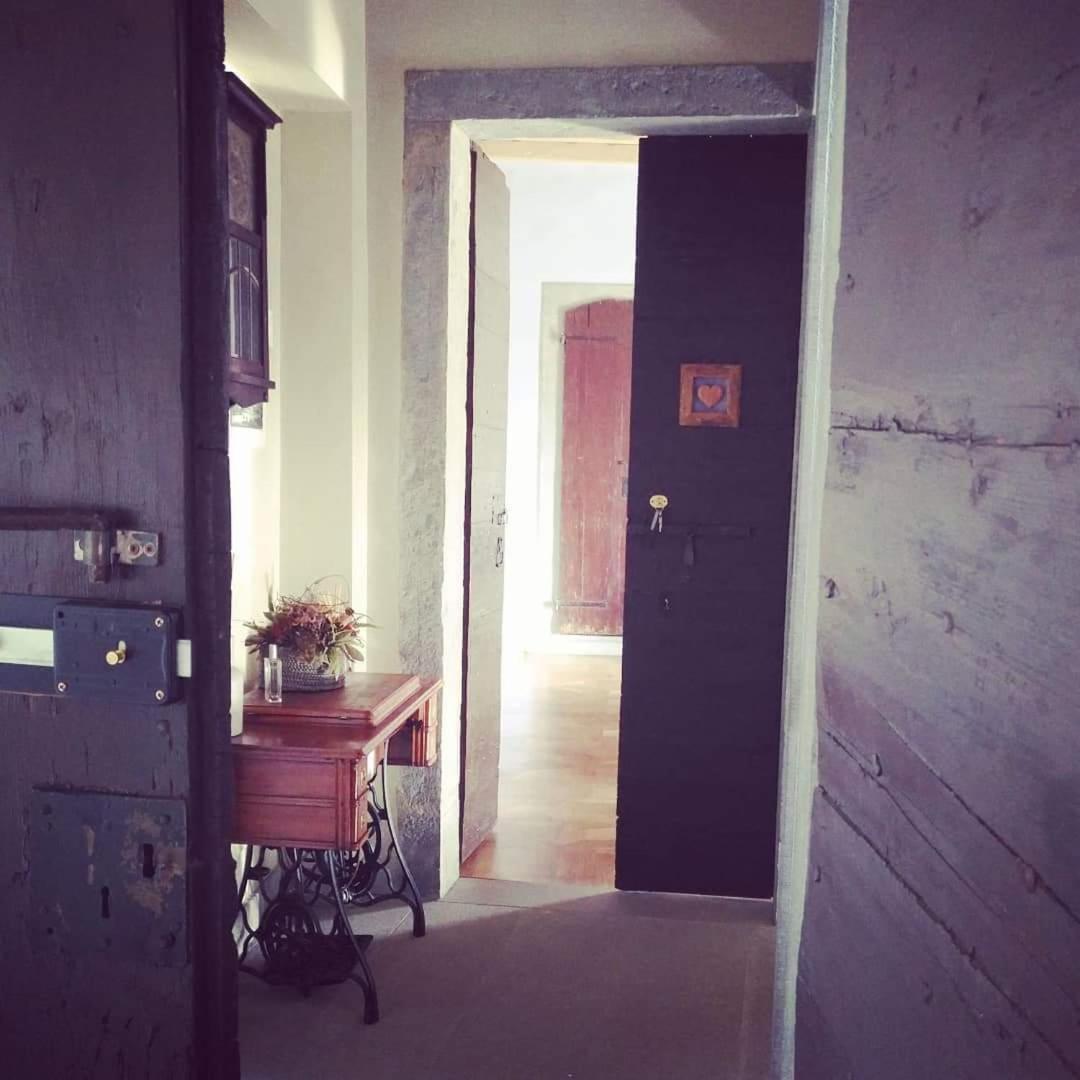 B&B Dimora Delle Donnole Bergamo Alta Exterior photo